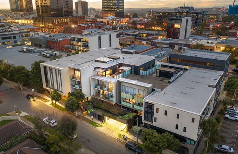 The CHANGE Apartments - Holiday Sunshine Coast 1