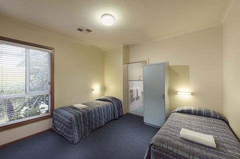 The Retreat At West Beach Parks - Holiday Sunshine Coast 5