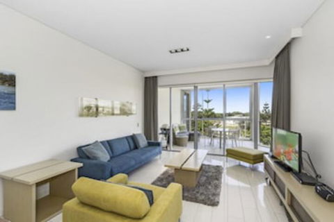 KINGSCLIFF COAST CULTURE 1208 - Holiday Sunshine Coast 0