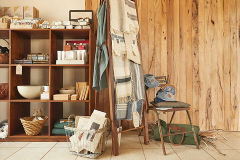 Margaret River Retreat - Sunshine Coast Tourism 3