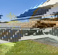 Esk Wivenhoe Motor Inn - Holiday Sunshine Coast