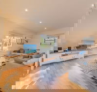 Broughton By The Beach - Sunshine Coast Tourism