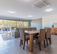 Thompson Avenue Apartments No.2 - Sunshine Coast Tourism