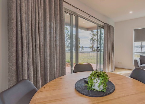 Tasman Holiday Parks - St Helens - Holiday Sunshine Coast 4