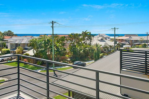 Pandanus Lennox Head - Holiday Sunshine Coast 1