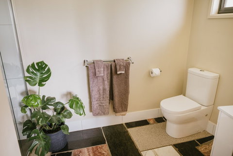 Spring Spur Stay - Holiday Sunshine Coast 3