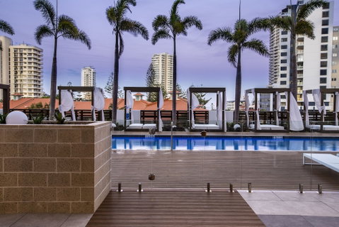 Qube Broadbeach - Sunshine Coast Tourism 1
