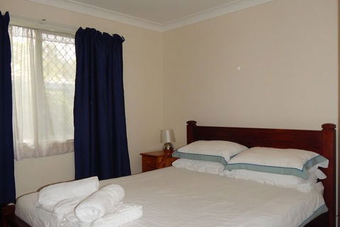 Relaxing House By The Bay With Sun Year Round - Holiday Sunshine Coast 2