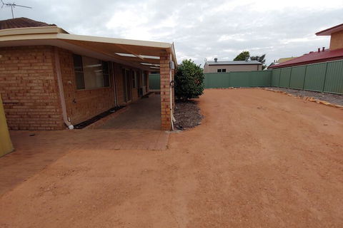 Cozy Stay At Dunstan - Holiday Sunshine Coast 4