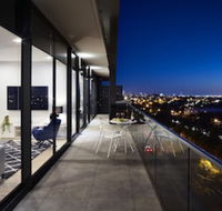 Essendon Escape - Holiday Sunshine Coast