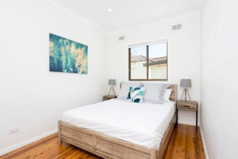 EJ Homes At The Entrance - Holiday Sunshine Coast 1