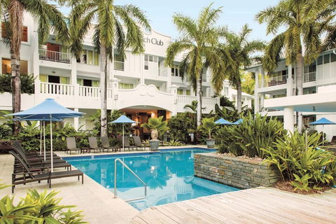 Peppers Beach Club Penthouse - Holiday Sunshine Coast 5