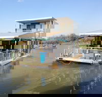 Corroboree Houseboats - Holiday Sunshine Coast