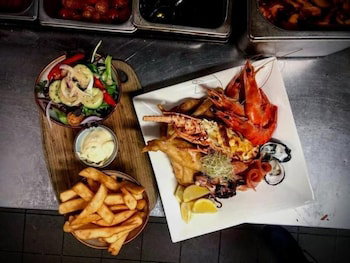 The Bowral Hotel - Holiday Sunshine Coast 2