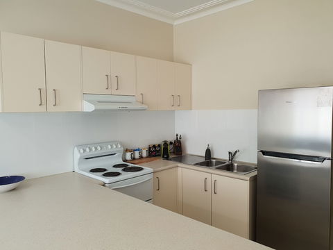 Mayfield Short Stay Apartments - Sunshine Coast Tourism 5