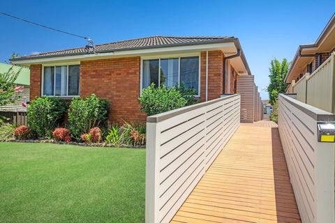 Mayfield Short Stay Apartments - Sunshine Coast Tourism 0
