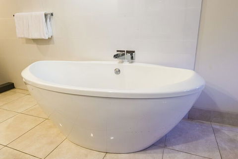The Penthouse Port Douglas - Sunshine Coast Tourism 3