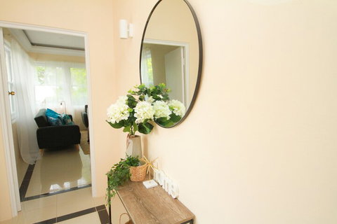 Baulkham Hills Beauty - Holiday Sunshine Coast 3