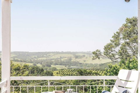 A PERFECT STAY - Pacific Ridge - Holiday Sunshine Coast 1