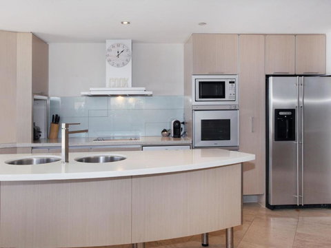 Oceans 201 By G1 Holidays - Sunshine Coast Tourism 4