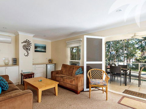 Amaroo Sunset Lodge - Holiday Sunshine Coast 6