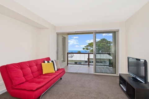 Kilala Executive Home - Holiday Sunshine Coast 3