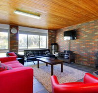 47 Anderson with Pool in Cowes - Sunshine Coast Tourism