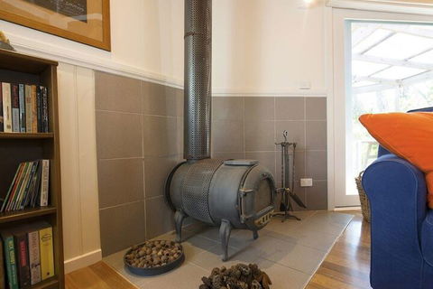 Just Beachy Beach House Pet Friendly! - Holiday Sunshine Coast 1