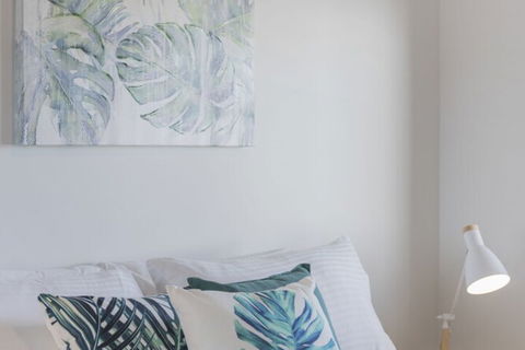 Astra Apartments Broadmeadow - Holiday Sunshine Coast 5