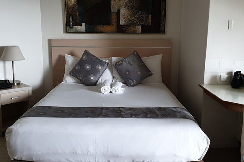 Sydney Hyde Park Paxsafe Apartments - Sunshine Coast Tourism 6