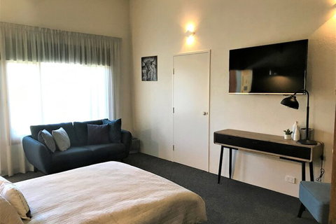 Scandi Stayz Retreat 1 - Sunshine Coast Tourism 1