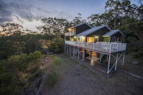 Eagleview Resort - Holiday Sunshine Coast 0