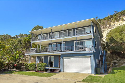 Sandcastles Coign 10 - Sunshine Coast Tourism 1