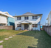 Birubi Lane 4 Anna Bay - Holiday Sunshine Coast