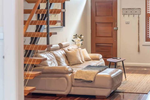 AirM8 Apartments On Mount Street - Holiday Sunshine Coast 4