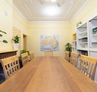 myOZexp Aberdeen Lodge - Sunshine Coast Tourism