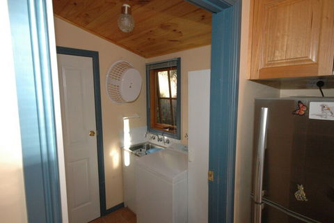 Garden Cottage Beechworth - Holiday Sunshine Coast 2