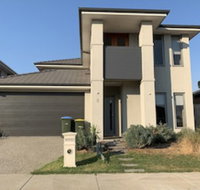 Beautiful big House in Melbourne - Holiday Sunshine Coast