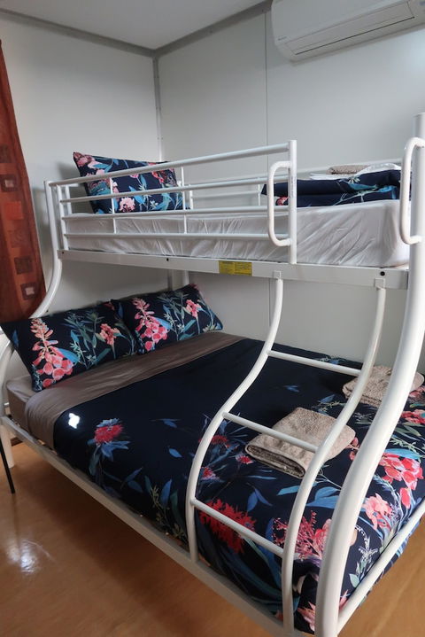 Mud Crab Motel - Holiday Sunshine Coast 6