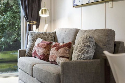 Kayena Studio - Sunshine Coast Tourism 7