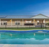 Your Luxury Escape Byron Sunset Breeze - Holiday Sunshine Coast