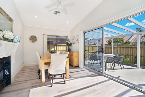 Accommodation Hunter - James St Morpeth - Holiday Sunshine Coast 0