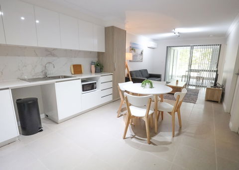 Lakeview Suites - Holiday Sunshine Coast 6