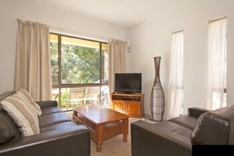Banksia Sawtell NSW - Sunshine Coast Tourism 0