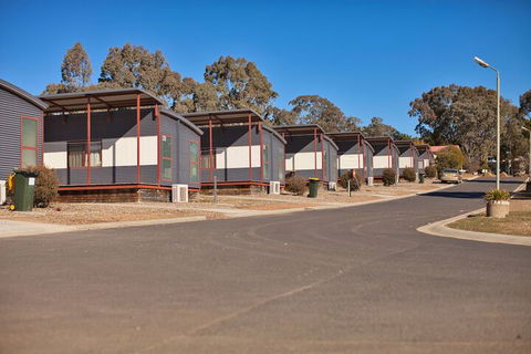 Eaglehawk Holiday Park Canberra - Holiday Sunshine Coast 1