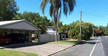 La Casa De Playa - Holiday Sunshine Coast 0