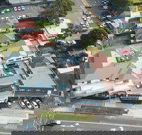 Coniston Hotel Wollongong - Holiday Sunshine Coast