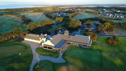 13th Beach Golf Lodges - Sunshine Coast Tourism 3