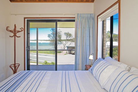 Peninsula Sawtell NSW - Sunshine Coast Tourism 1