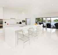 Serenity Beauty on the water - Sunshine Coast Tourism